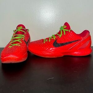 Nike Kobe reverse grinch size 12